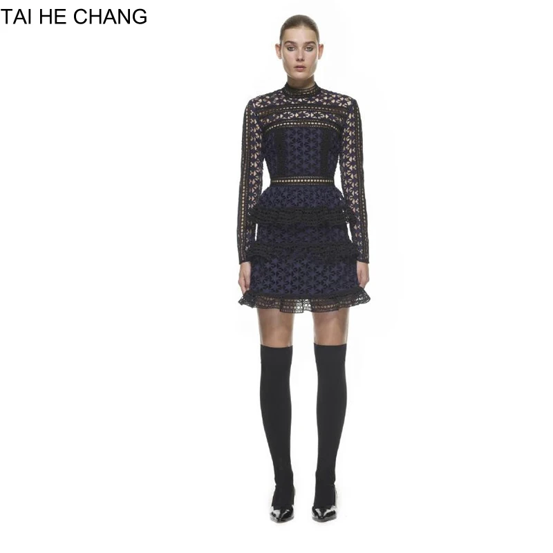 Женское короткое платье с длинным рукавом модное облегающее кружевное синего