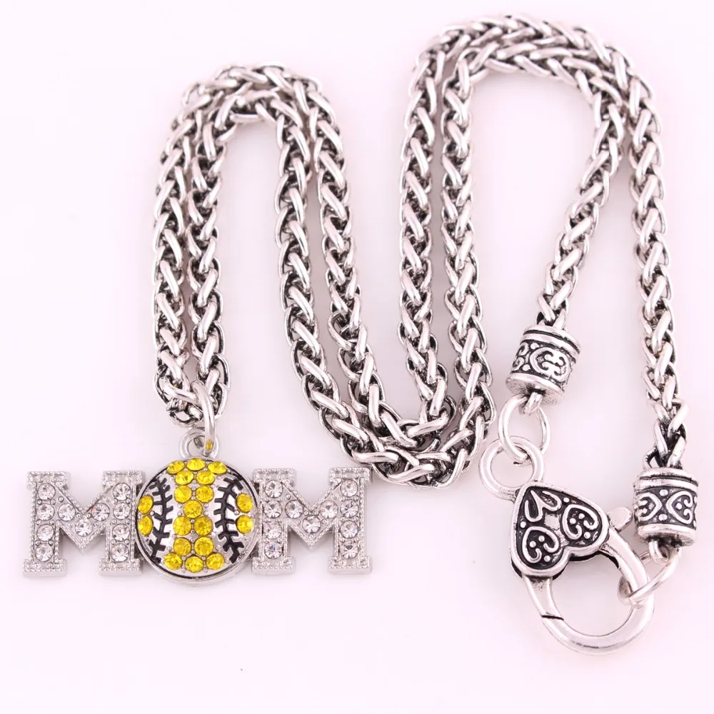 Ожерелье с подвеской в виде сердца и кристаллов для спорта розничной продажи