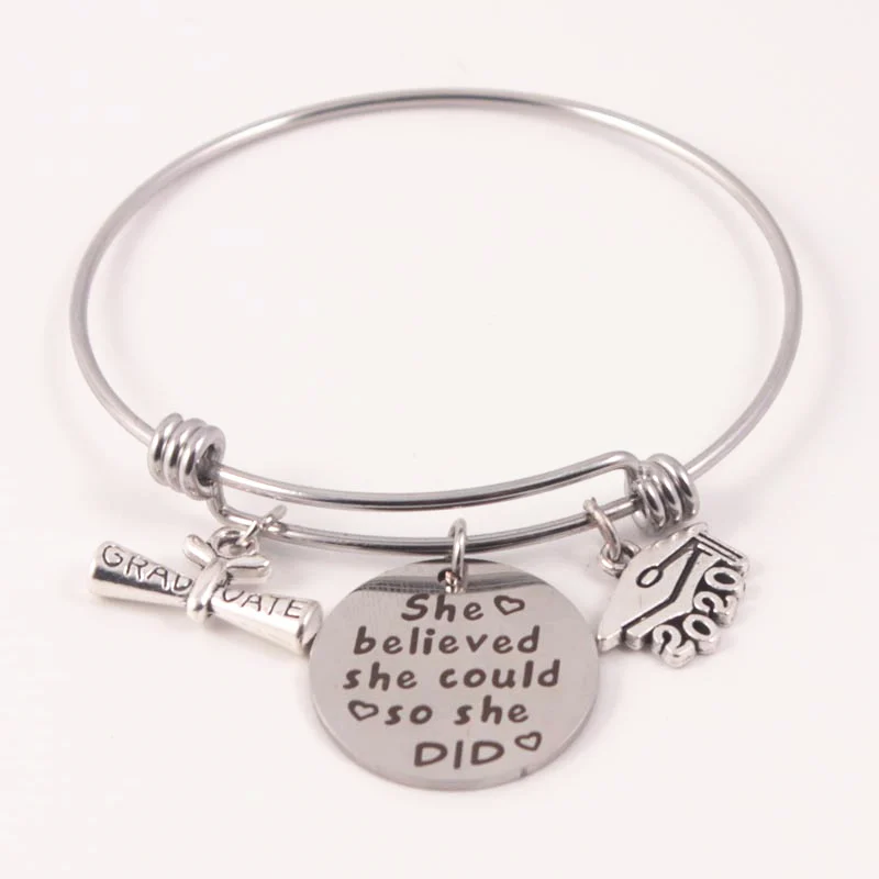 Высокое качество провода Регулируемый сертификат бакалавра кепки шарм браслеты