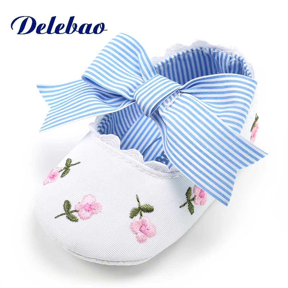 

Delebao New Design Butterfly-knot Baby Girl Shoes 0-18 Months Hook & Loop Spring/Autumn Infant Toddler First Walkers Shoes