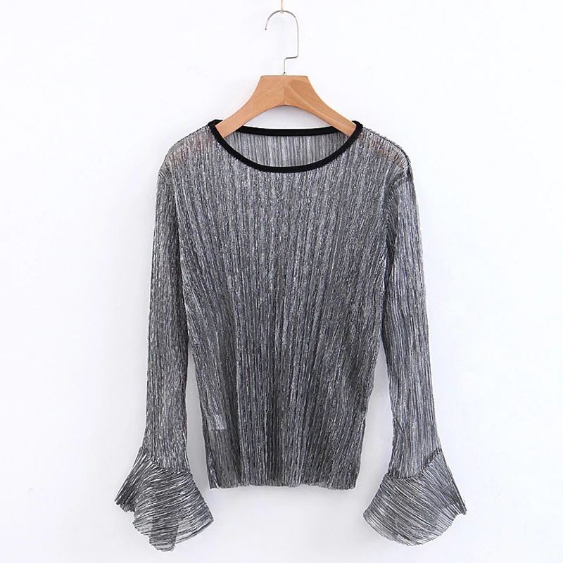 

YNZZU 2019 New Spring Women Basic Shirt Mental Bright Wire Perspective Sexy Flare Sleeve Loose Women Tops TShirt YT560