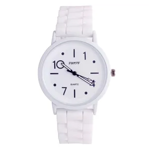 2020 высококачественные женские часы Curren женские часы силиконовые резиновые желеобразные кварцевые повседневные спортивные наручные часы новейшая модель B30