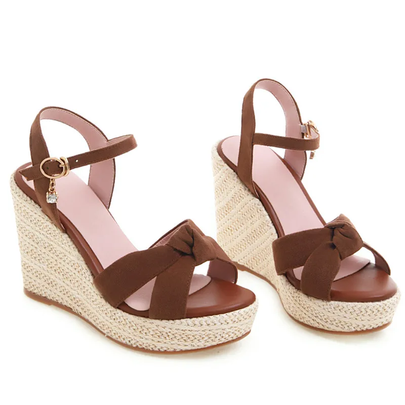 Женские Босоножки на каблуке Asumer платформе с пряжкой удобные туфли лодочки