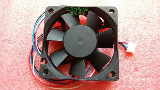 60*60*15 мм EC60151B3-Q00U-Q99 DC12V 6015 0,59 W 4-проводной двойной шариковый вентилятор