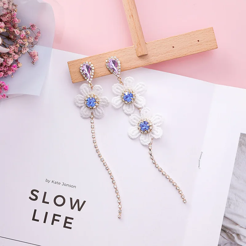 Silver Needle 2018 Korean Girl Simple Lace Flowers Cute Earrings Rhinestone Zircon Tassel for Women Fashion Accessories | Украшения и
