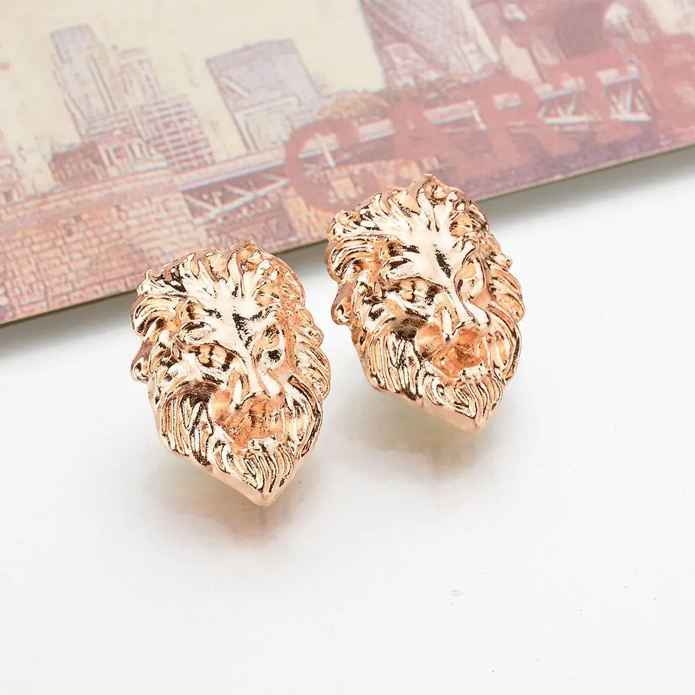 

1 Pair Gold Color Lion Head Domineering Unisex Collar Needle Retro Badge Cool Relief Lion Head Men/Women Shirt Suit Collar Pin