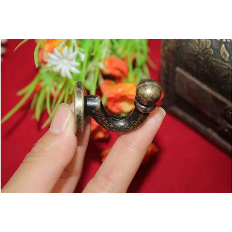Zinc Alloy Wall Hooks Clothes Hat Bathroom Apartments Hook With Screws 37*24mm 10Pcs |