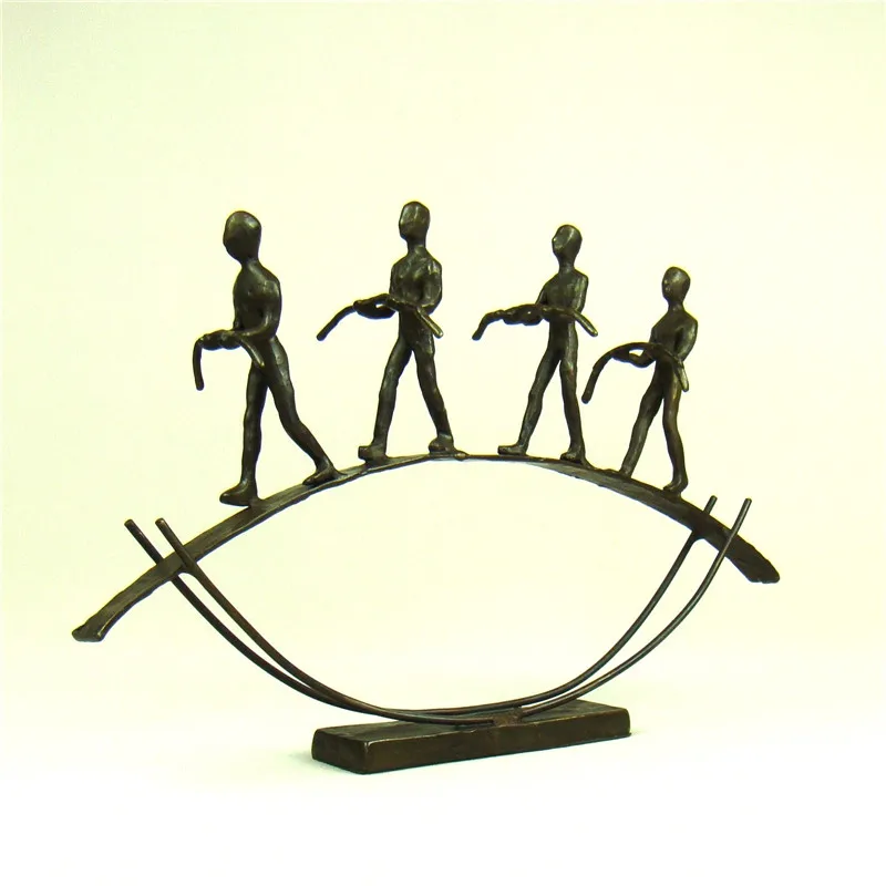 Чугунная статуя ходунка Tightrope ручная работа Металлическая статуэтка цирка