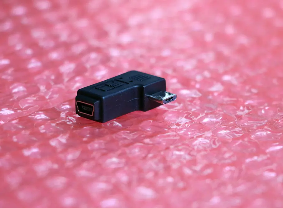 2 шт. 100% Новый мини usb b гнездовой разъем к micro папа 5pin 90 правый угол изгиба адаптер