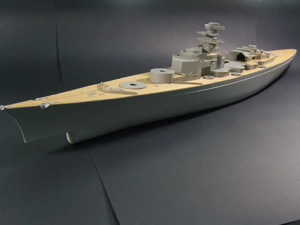 ARTWOX 03702 линкор Bismarck Trumpeter wood deck AW30003A|battleship bismarck|bismarck battleshipdecking |