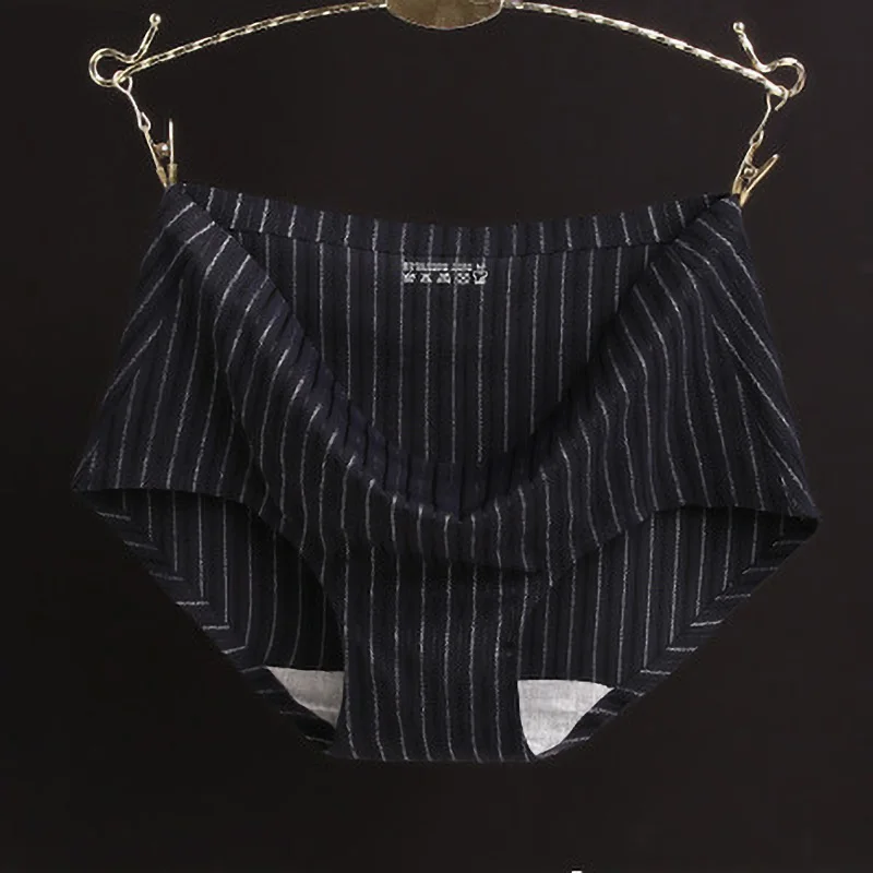 Ребристые новые ледяные шелковые цельные бесшовные трусики женские дышащие