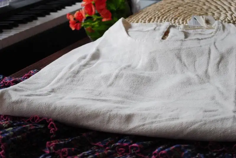 Асимметричная 2017 Осенняя Базовая свободная футболка с круглым вырезом короткая