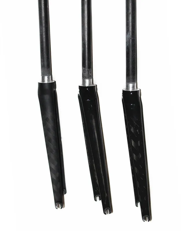 Новое поступление вилки из углеродного волокна для дорожного велосипеда 700C 3K / UD