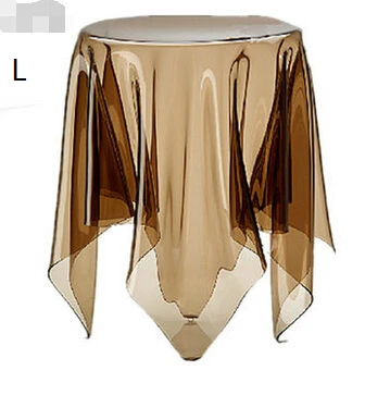 

Tablecloth tea table. Transparent table. A handkerchief magic tea table