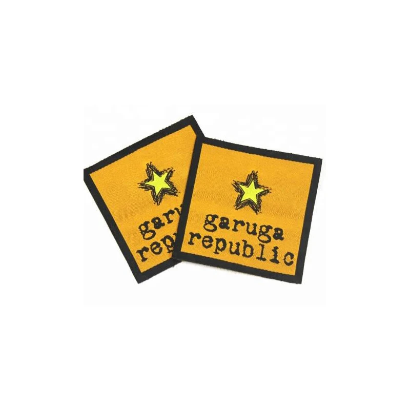 1000 шт партия одежды этикетки на заказ частный бренд моющиеся тканевые ярлык