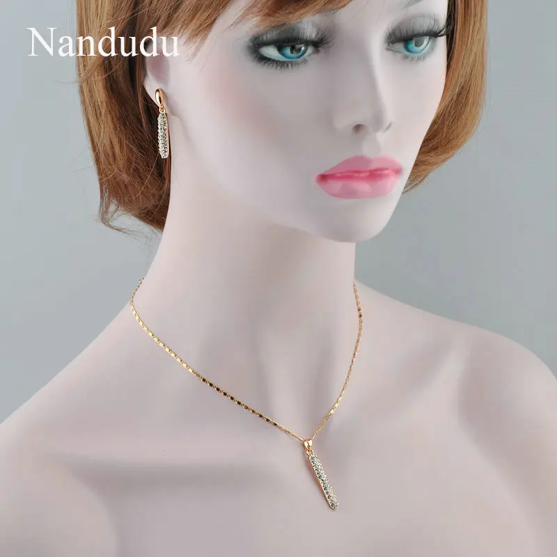 Nandudu Роскошные австрийского хрусталя палку кулон Цепочки и ожерелья Серьги