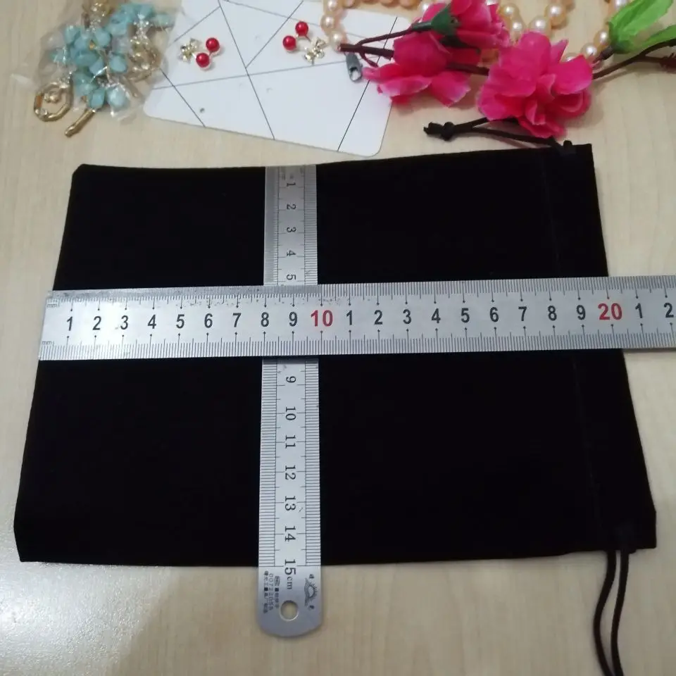 Хит продаж 100 шт./лот черные бархатные пакеты для подарков 7x9 9x12 10x16 13x18 см сумки