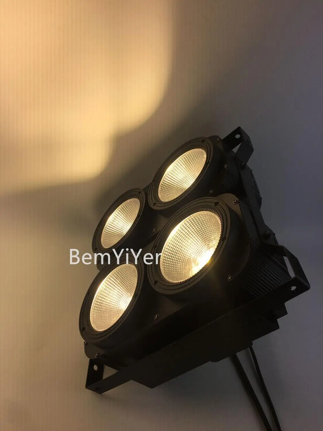 4 шт./лот 4x100 Вт LED COB blinder wash light/4 глаза/холодный + теплый белый 2в1 для