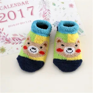 Хлопковые носки для маленьких мальчиков и девочек раннее образование Резиновые Нескользящие носки-тапочки детские носки с рисунками животных, свиней, собак, медведей, лягушек