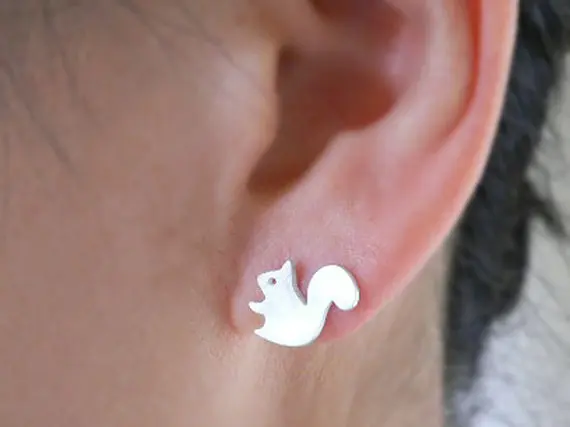 Oly2u новые модные женские серьги в виде белки милые двух предметов подарки для