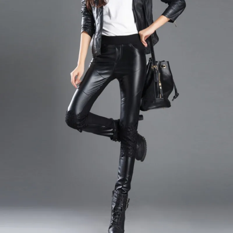 Женские облегающие брюки из искусственной кожи с флисовой подкладкой черного
