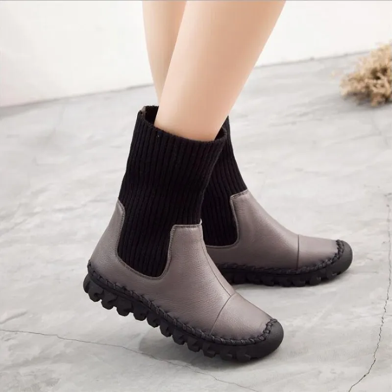 Ботинки женские из натуральной кожи на толстой подошве в стиле ретро