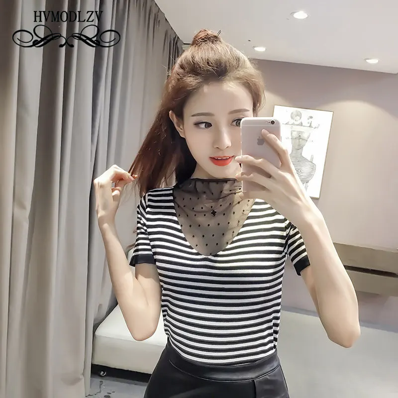 Футболка женская однотонная с V образным вырезом пикантная кружевная Облегающая