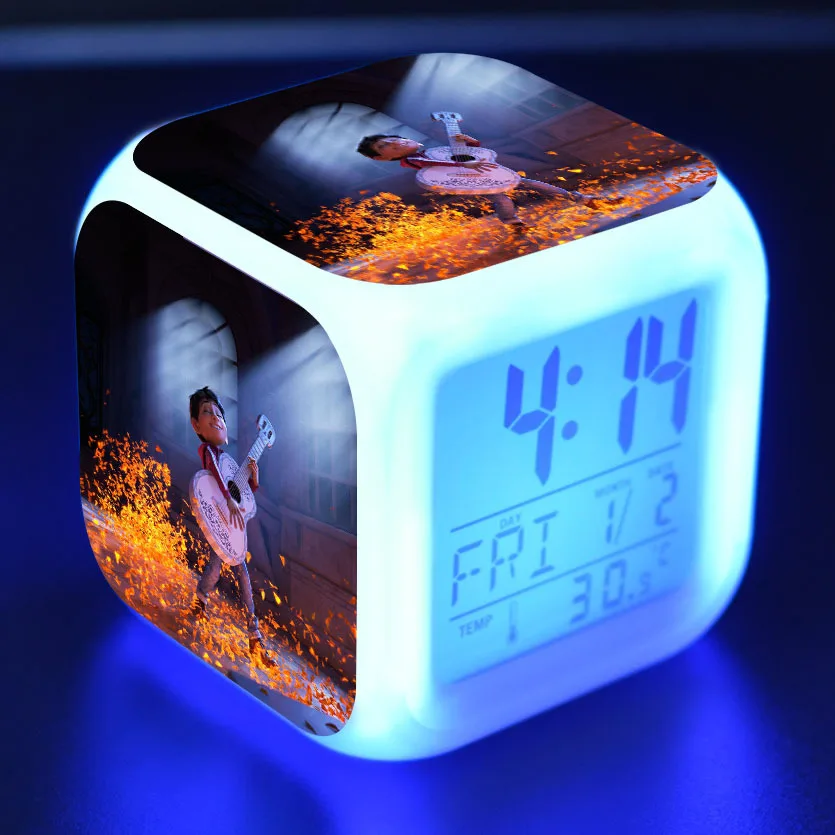 17 Мультяшный будильник для мальчиков детские игрушки Led reloj будильник, цифровой Электронные часы с будильником Пробуждение свет стол reveil wekker - Цвет: 17
