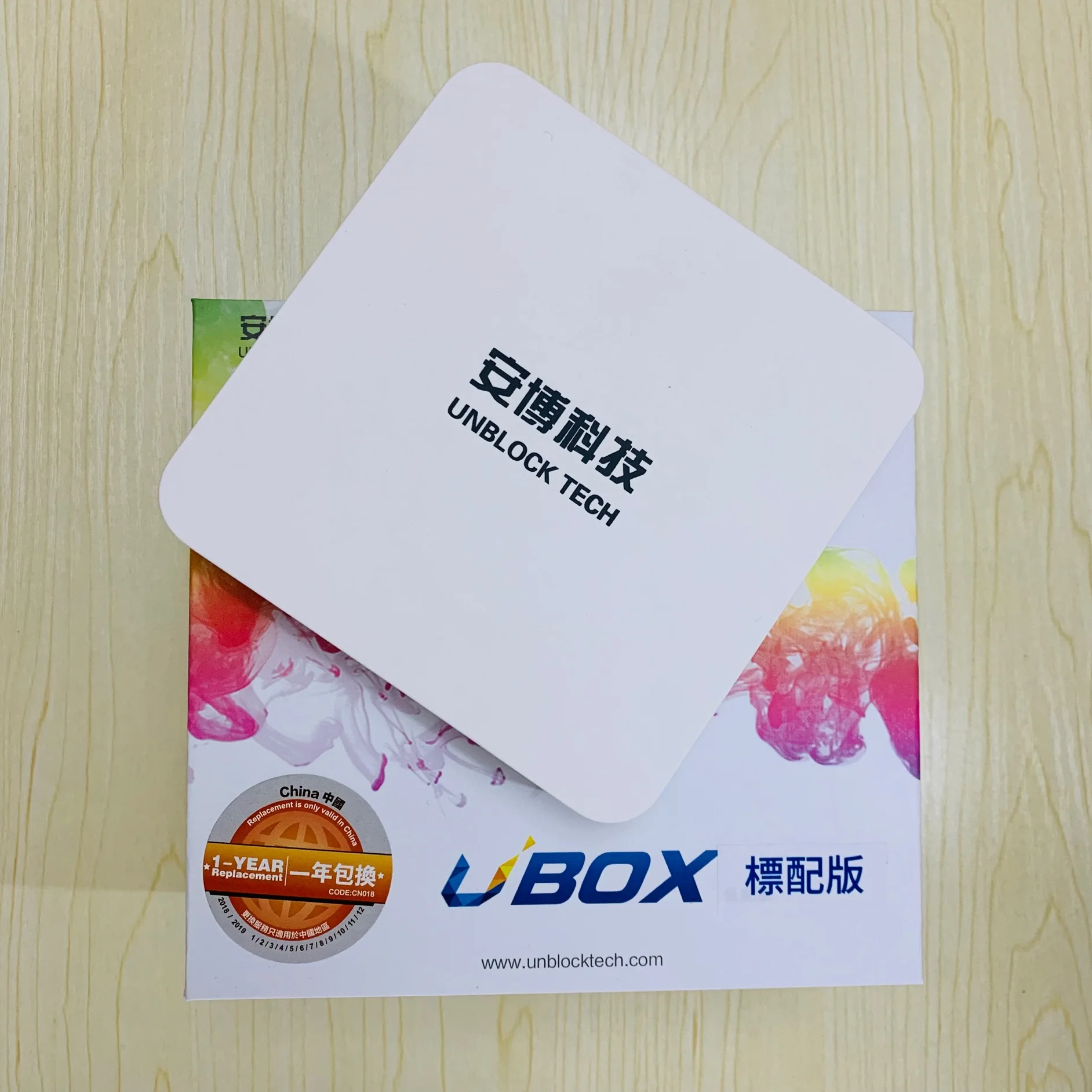 Разблокировка Tech tv box UBOX 4 OS версия IP tv Android tv box Free LIVE Smart tv box Bluetooth HD 4K 1G+ 8G 1000 Бесплатные Каналы ip-телевещания
