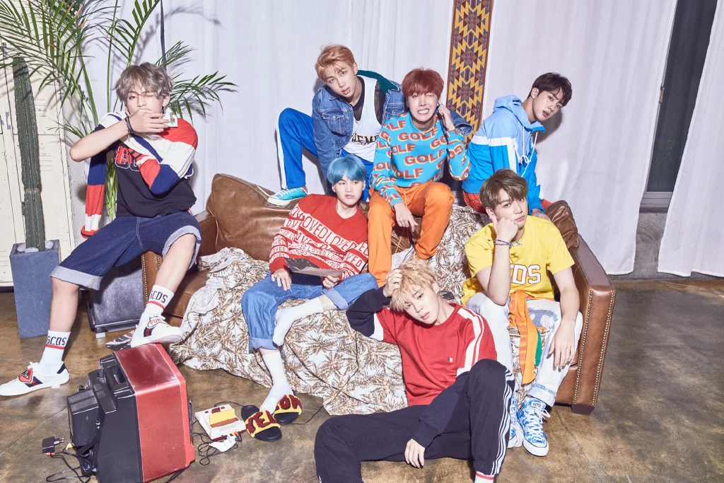 [MYKPOP] ~ 100% Официальный Оригинальный KPOP CD набор: Love Yourself-Her Fans коллекция SA19051901 |