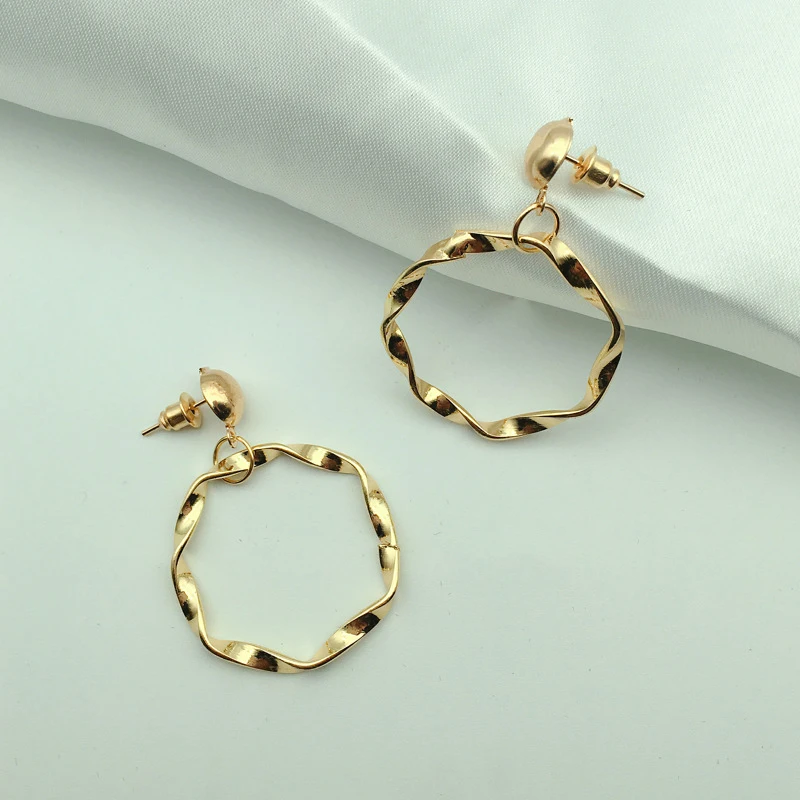 Золотые Большие круглые серьги с подвесками для женщин крючок подходит ношения