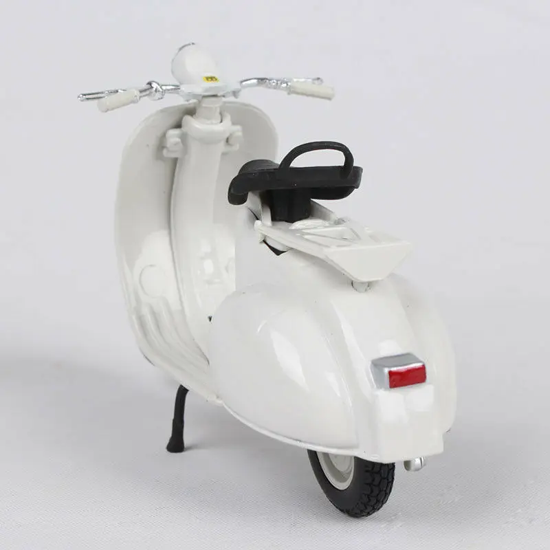 Maisto 1:18 Vespa 150 1956 MOTORCYCLE BIKE DIECAST MODEL TOY NEW IN BOX |