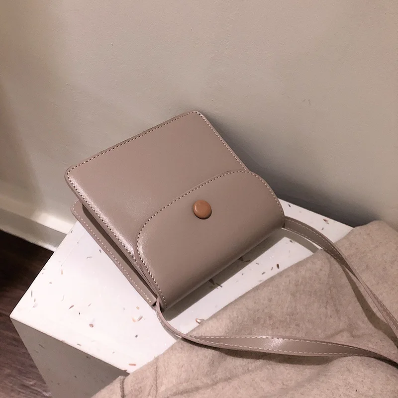 

Female Small Flap Bag New Korean Version Soft Face Retro Shoulder Messenger Bag Simple Small Square Bag Crossbody Bag