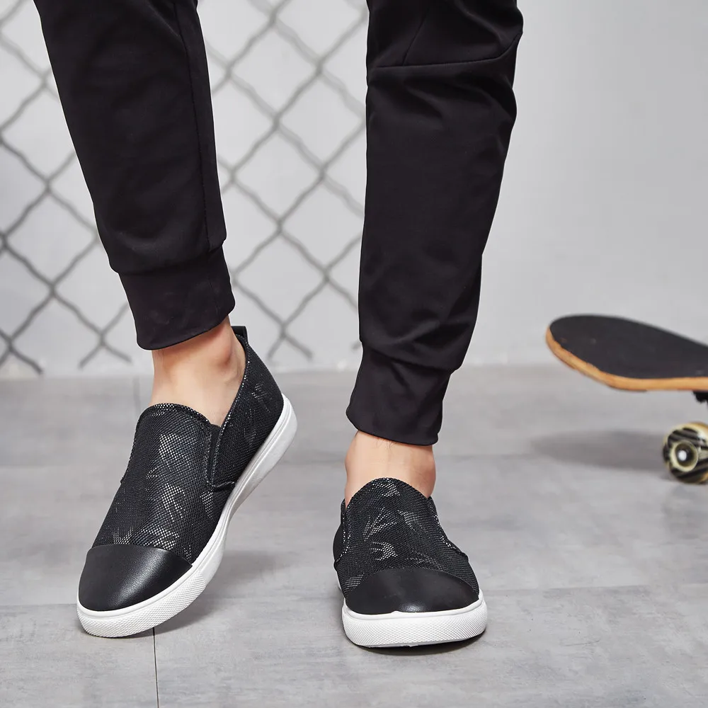 Мокасины мужские кожаные дизайнерские туфли-лоферы без застежки плоская подошва