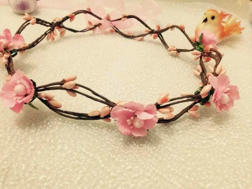 4 шт./лот цветочный венок на голову Цветочная корона с красными ягодами и цветами