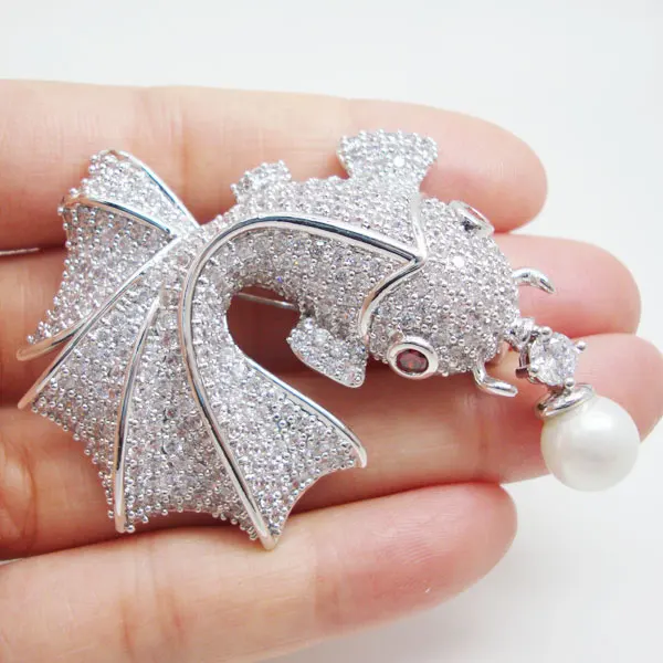 Роскошная серебряная брошь с фианитом в форме карпа высокое качество жемчужные