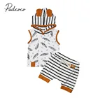 2 шт., хлопковая футболка с капюшоном и шорты с принтом перьев