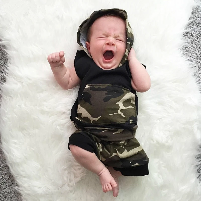 2018 летний комплект одежды для малышей крутой Камуфляжный костюм маленьких