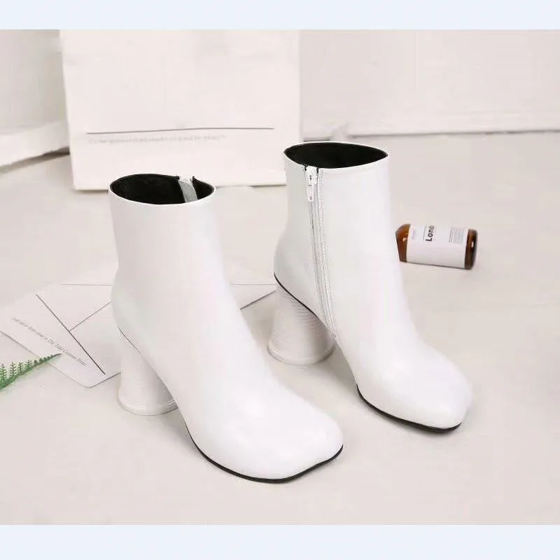 Новинка женские зимние сапоги на высоком каблуке короткие из натуральной кожи с