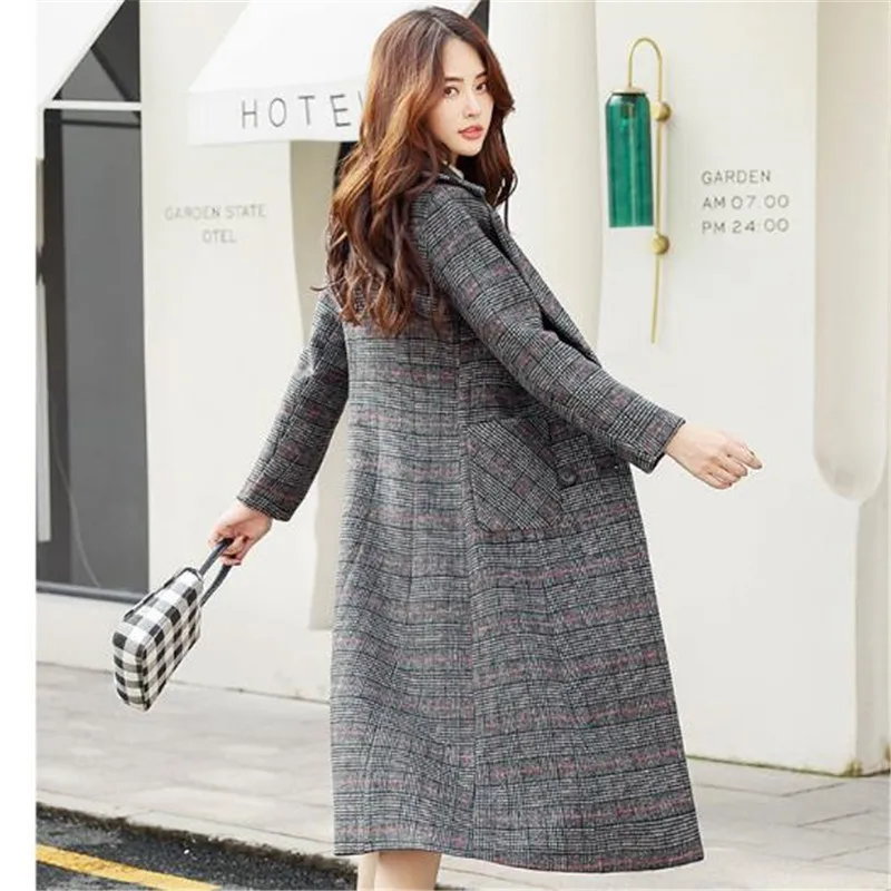 Женское длинное шерстяное пальто в клетку сезон осень зима 2018