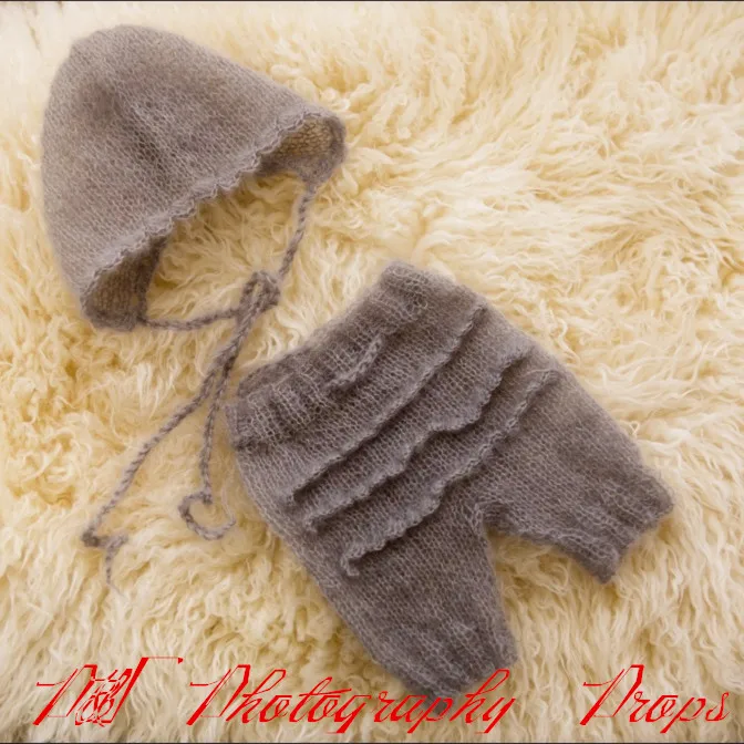 

Lovely Baby Hat and Pants Baby Clothing Set Newborn Ruffle Pants Photography Props