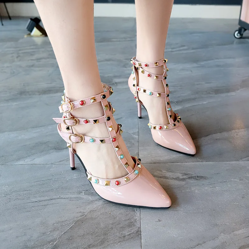 Босоножки женские на высоком каблуке туфли с заклепками и 3 цвета размеры 34-40