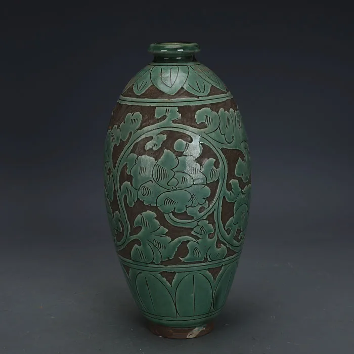Антикварная SongDynasty Cizhou печь с зеленой гравировкой фарфоровая бутылка для