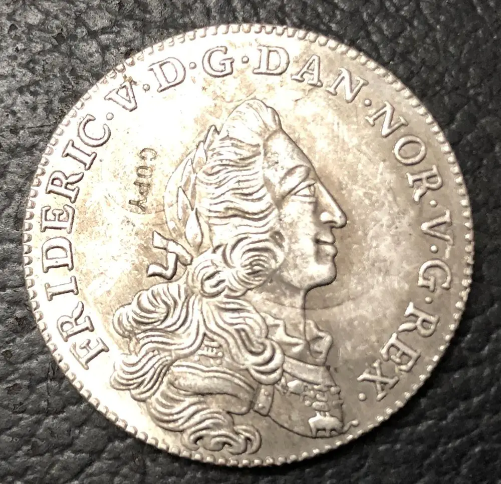 1751 Дания 24 ролика данск Фредерик V бронированный бюст|Безвалютные монеты| |