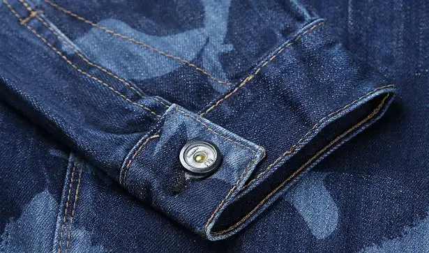 Мужская джинсовая куртка с длинным рукавом и камуфляжным принтом Повседневная