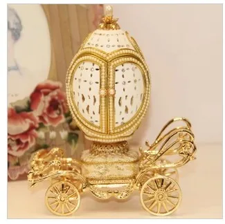 

Shipping luxury European royal wedding gift Christmas music box carved the Qixi Festival girlfriend love wife