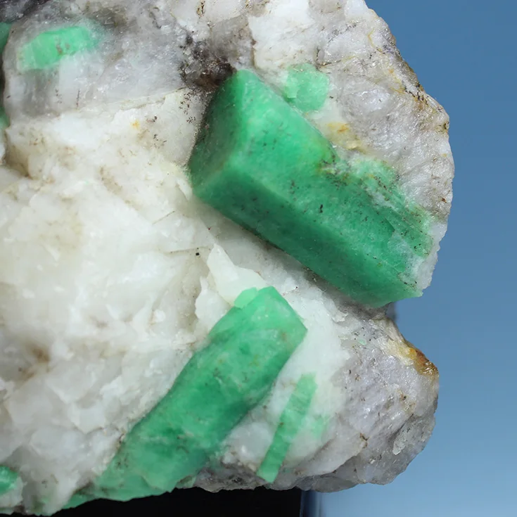 Ультратонкие Минеральные Кристаллы изумрудно зеленые натуральные грубые камни