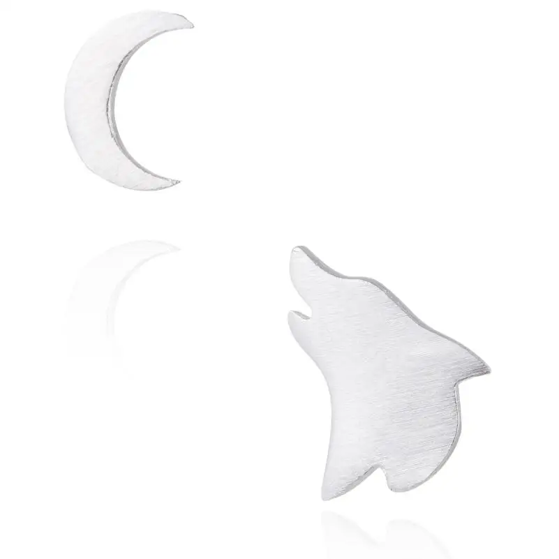 

Hfarich White Howling at the Ear Studs Wolf and Moon Stud Earrings Spirit Animal Jewelry ED206 New Year Gift