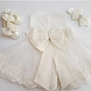 2017 романтическое Пышное Тюлевое платье с цветами для девочек на свадьбу, белое кружевное бальное платье для причастия, платье для крещения для маленькой девочки