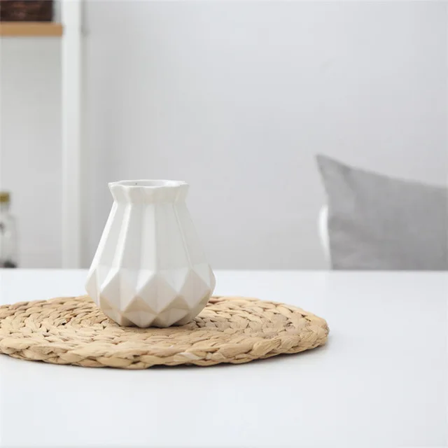 Mini White Nordic Стиль Ins фарфоровая ваза современный краткое керамические вазы для цветов кабинет прихожей дома горшки для растений, Свадебный декор лучшие подарки - Цвет: Mini White
